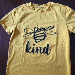NWOT Bee Kind Tee shirt